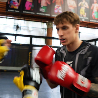 Are Sparring Gloves Different from Training Gloves? A Muay Thai Breakdown